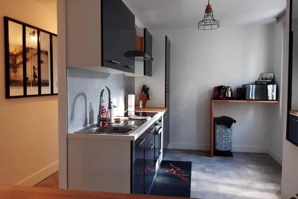 Appartement Renove Le New-York En Centre Ville - Terrasse Et Parking - Non Climatise La Roche-Chalais Εξωτερικό φωτογραφία